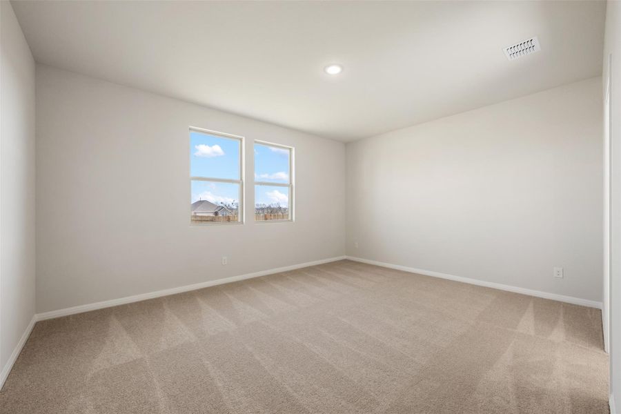 Spacious, unfurnished interior of a new home in Patterson Ranch, Georgetown (Image 34).