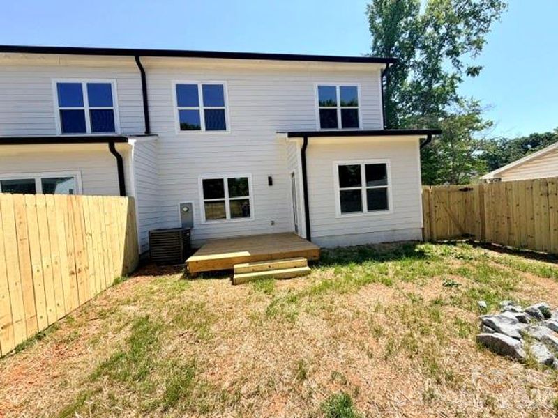 Exterior details and patio area of a home in , Charlotte (Image 3).