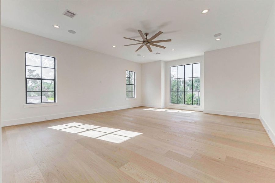 Spacious, unfurnished interior of a new home in , Houston (Image 41). Spacious, unfurnished interior of a new home in , Houston (Image 41).