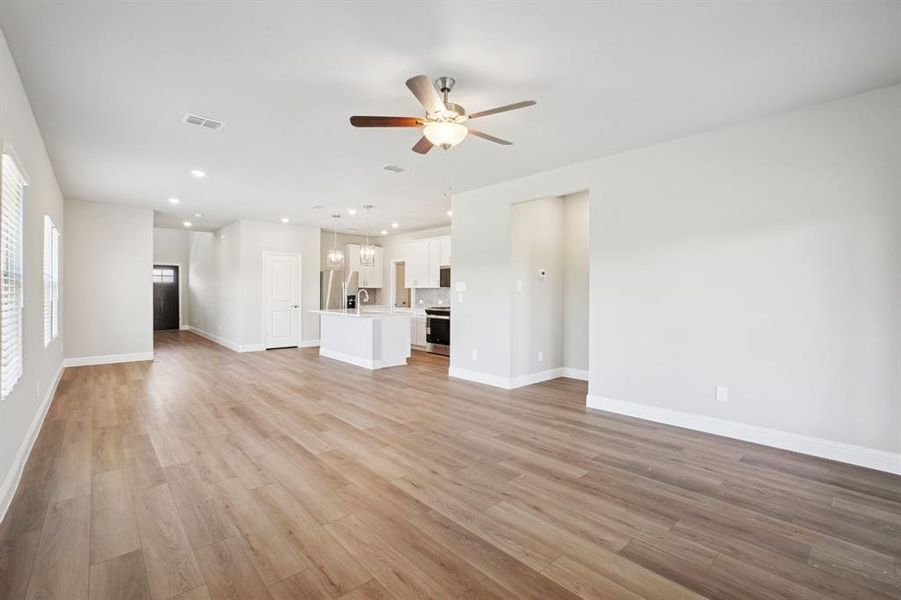 Photo is not of the actual home, but is an inspirational photo of builder’s model home and may depict options, furnishings, and/or decorator features that are not included.