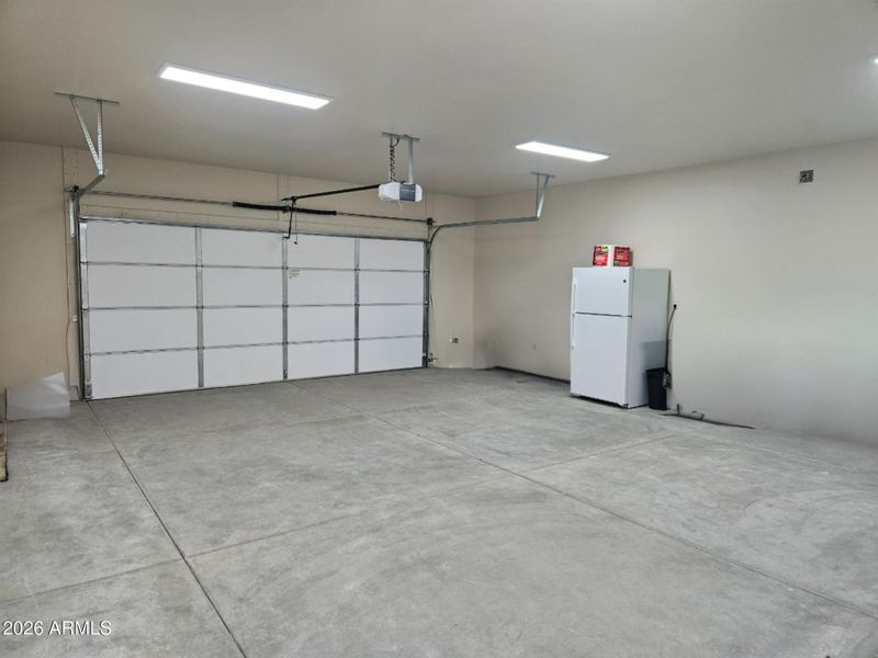 21542 W GALVIN Garage