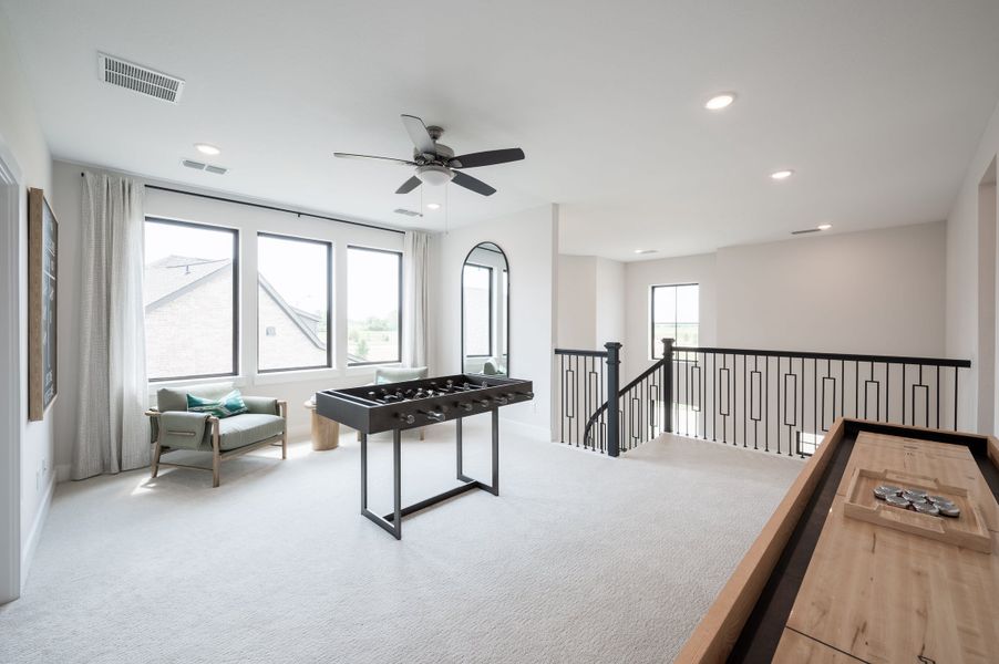 Representative furnished interior of a home built from the Goldeneye by Tri Pointe Homes in Jubilee 50′, Hockley (Image 41).