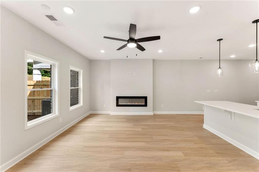 Spacious, unfurnished interior of a new home in Wildwood Place, Powder Springs (Image 10). Spacious, unfurnished interior of a new home in Wildwood Place, Powder Springs (Image 10).