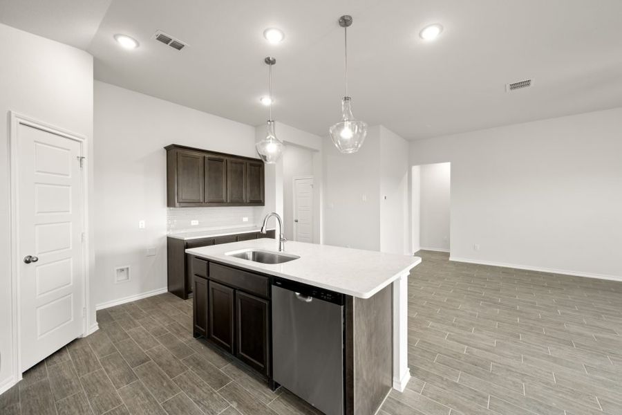 Front exterior of a new home in Myrtle Creek, Waxahachie, TX, highlighting curb appeal (Image 11).