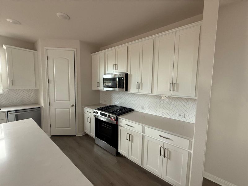 Furnished interior view inside a new home in The Cottages at La Cima, San Marcos (Image 7). Furnished interior view inside a new home in The Cottages at La Cima, San Marcos (Image 7).