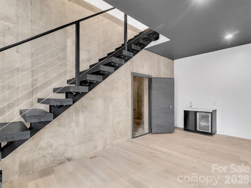 Image 42 of a home in .