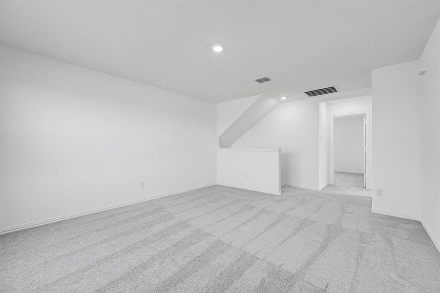 Spacious, unfurnished interior of a new home in River Ridge, Crandall (Image 21). Spacious, unfurnished interior of a new home in River Ridge, Crandall (Image 21).