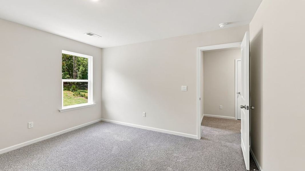 Spacious, unfurnished interior of a new home in Pine Lake Estates, Anderson (Image 31).