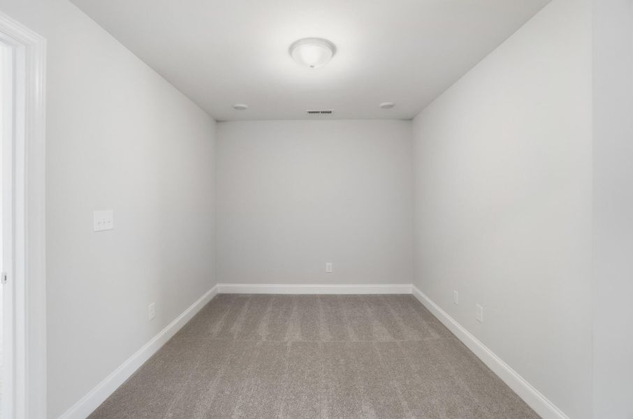 Spacious, unfurnished interior of a new home in Harrisburg Village Townhomes, Harrisburg (Image 39).