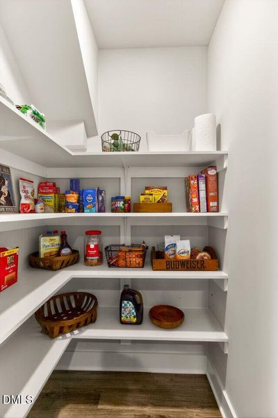 010-1280x960-pantry