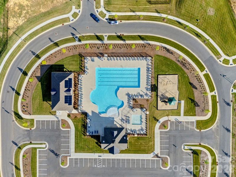 Community pool with cabana to the left Community pool with cabana to the left