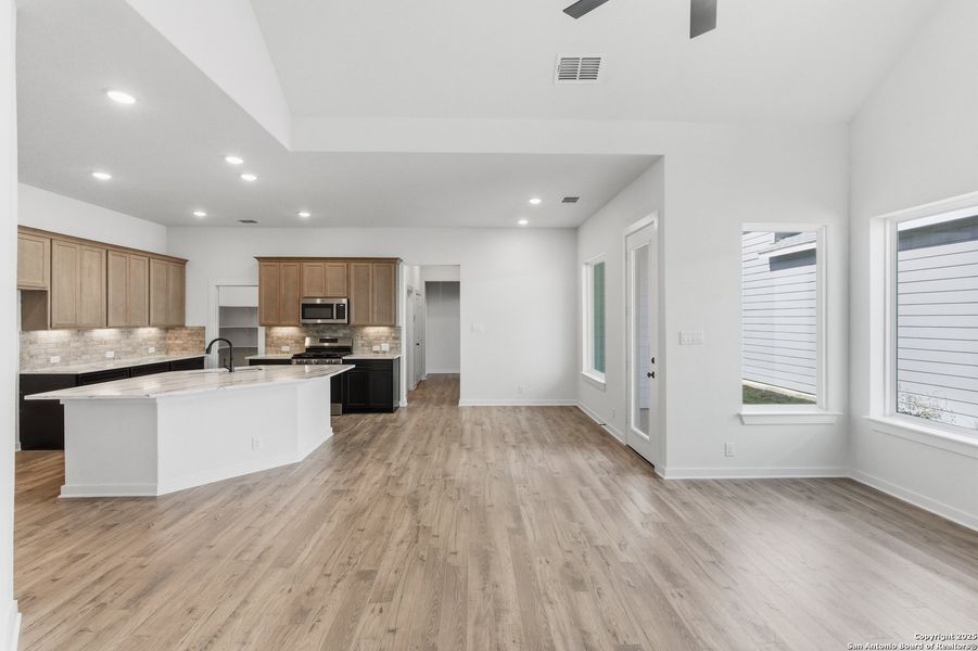 Image 35 of a home in The Crossvine – Garden Homes.