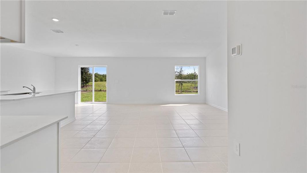Spacious, unfurnished interior of a new home in , Eustis (Image 16).