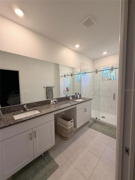 Furnished interior view inside a new home in , Tampa (Image 4).