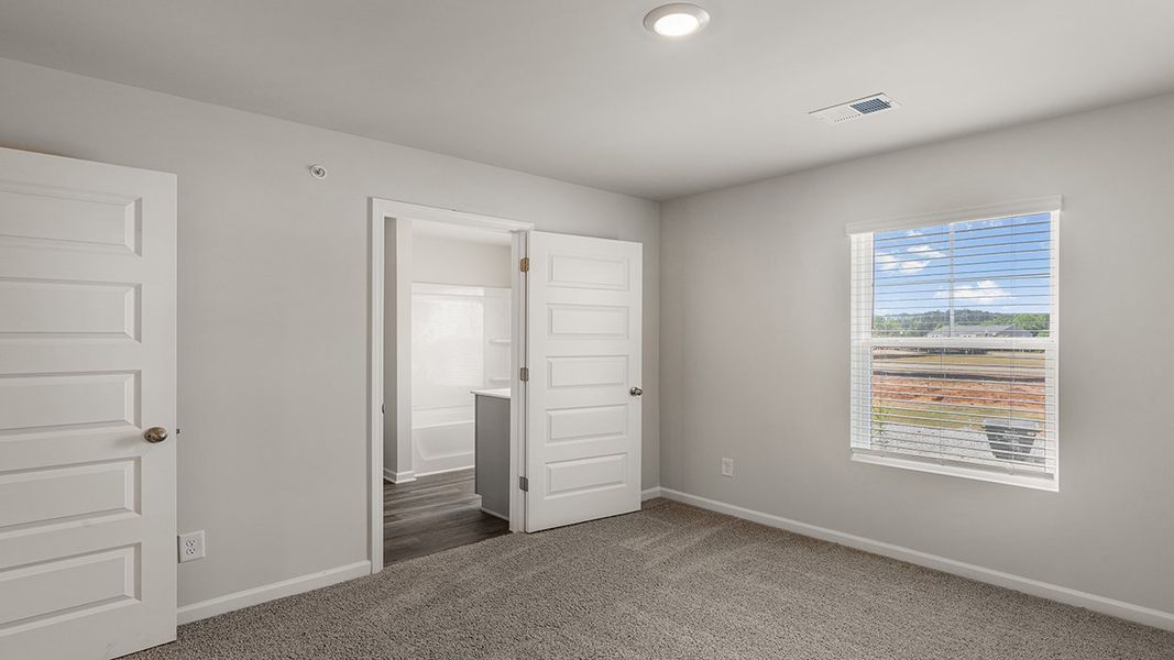 Spacious, unfurnished interior of a new home in Echo Glen, Stockbridge (Image 25). Spacious, unfurnished interior of a new home in Echo Glen, Stockbridge (Image 25).