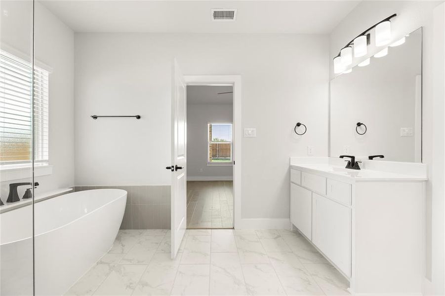 Furnished interior view inside a new home in Las Lomas, Forney (Image 12).