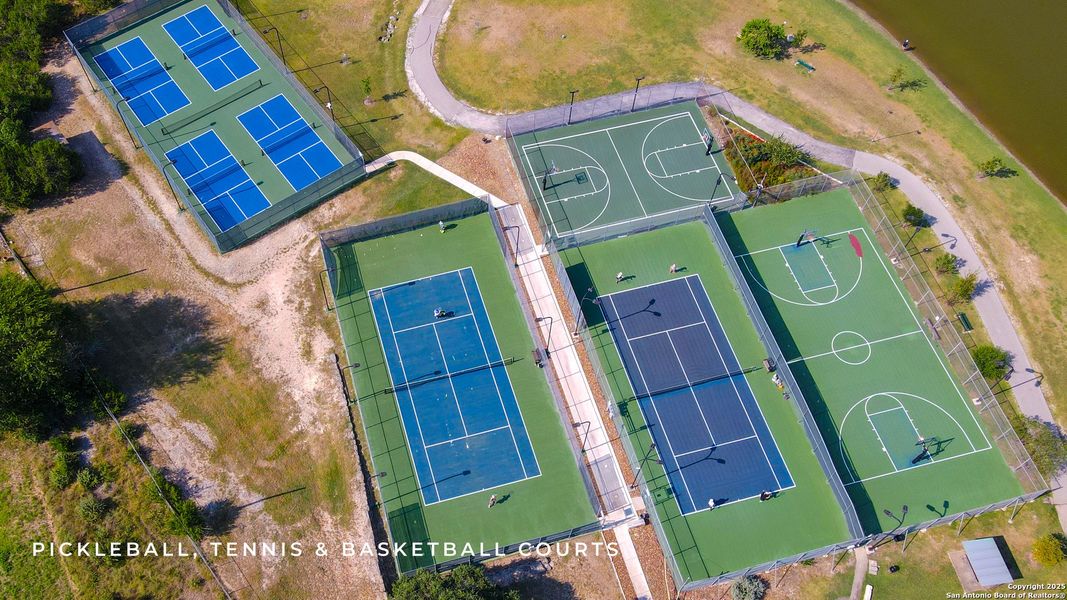 Community amenities in , San Antonio (Image 38).