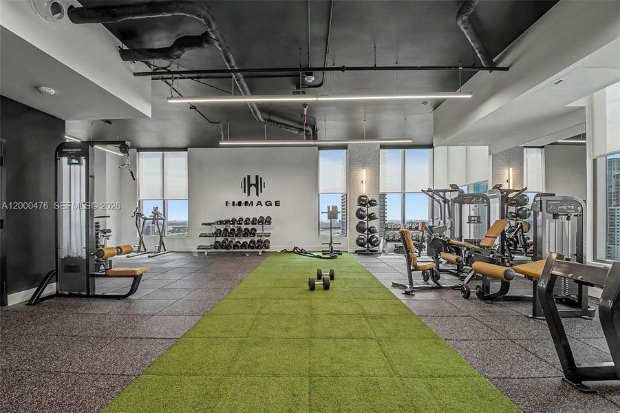 Community amenities in , Miami (Image 35).