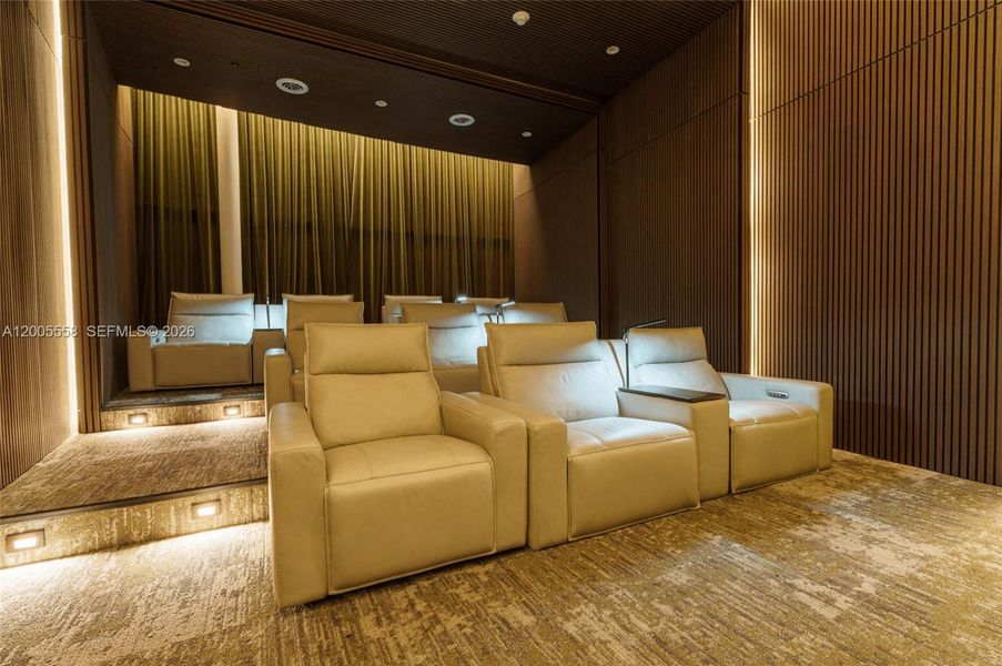 Community amenities in , Miami (Image 15).