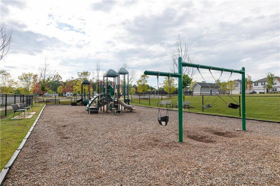 Community amenities in Madison at Buice Lake, Acworth (Image 38).