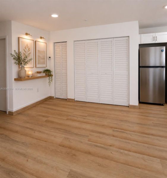 Spacious, unfurnished interior of a new home in , Florida City (Image 13).