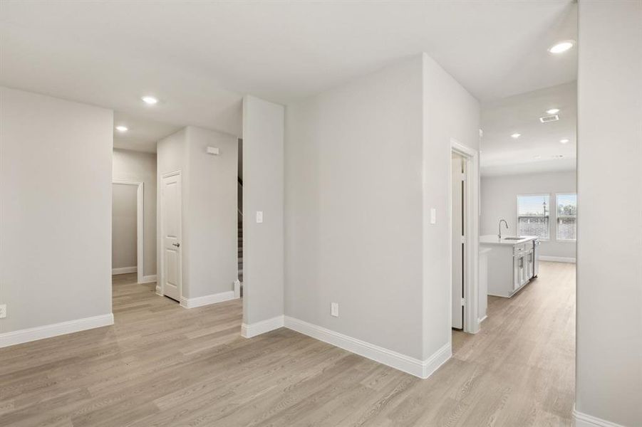 Photo is not of the actual home, but is an inspirational photo of builder’s model home and may depict options, furnishings, and/or decorator features that are not included. Photo is not of the actual home, but is an inspirational photo of builder’s model home and may depict options, furnishings, and/or decorator features that are not included.