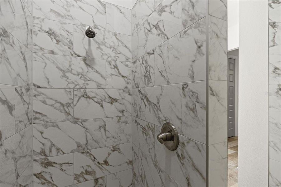 Close-up of interior finishes inside a home in , Lecanto (Image 20).