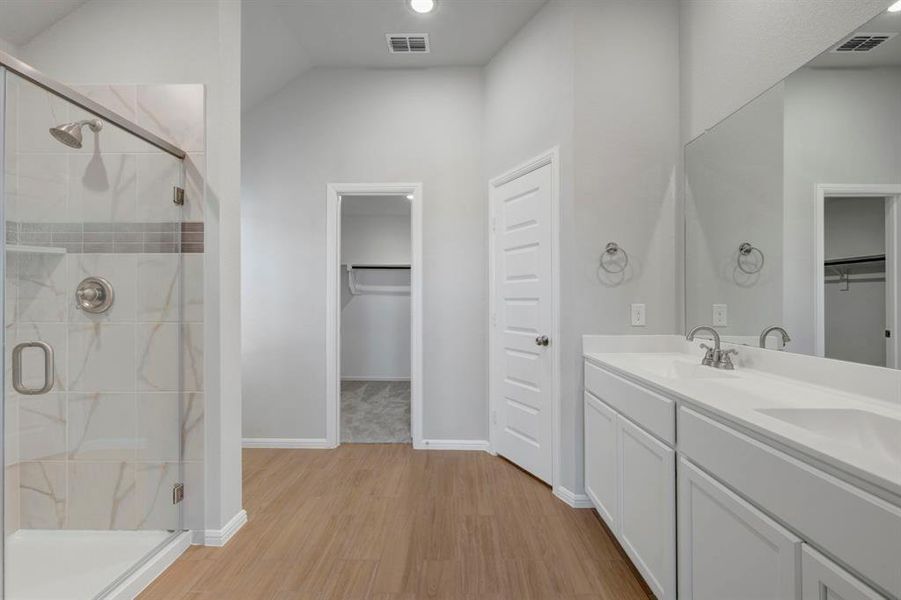 Furnished interior view inside a new home in Verandah, Royse City (Image 13).