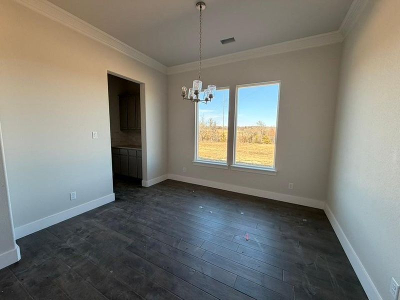 Spacious, unfurnished interior of a new home in Eagle Ridge Estates, Weatherford (Image 3).