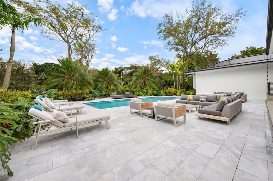Exterior details and patio area of a home in , Pinecrest (Image 3).