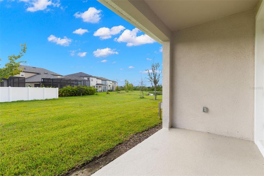 Exterior details and patio area of a home in Chapel Crossings, Wesley Chapel (Image 19). Exterior details and patio area of a home in Chapel Crossings, Wesley Chapel (Image 19).