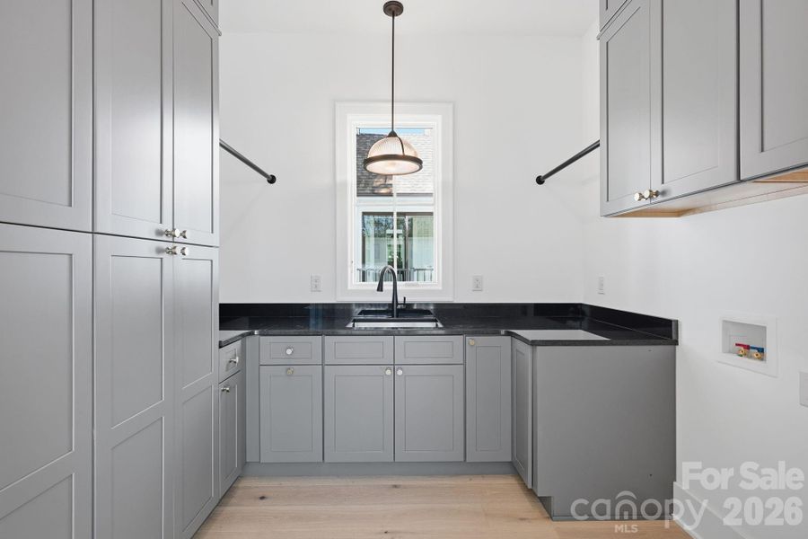 Furnished interior view inside a new home in , Davidson (Image 6).