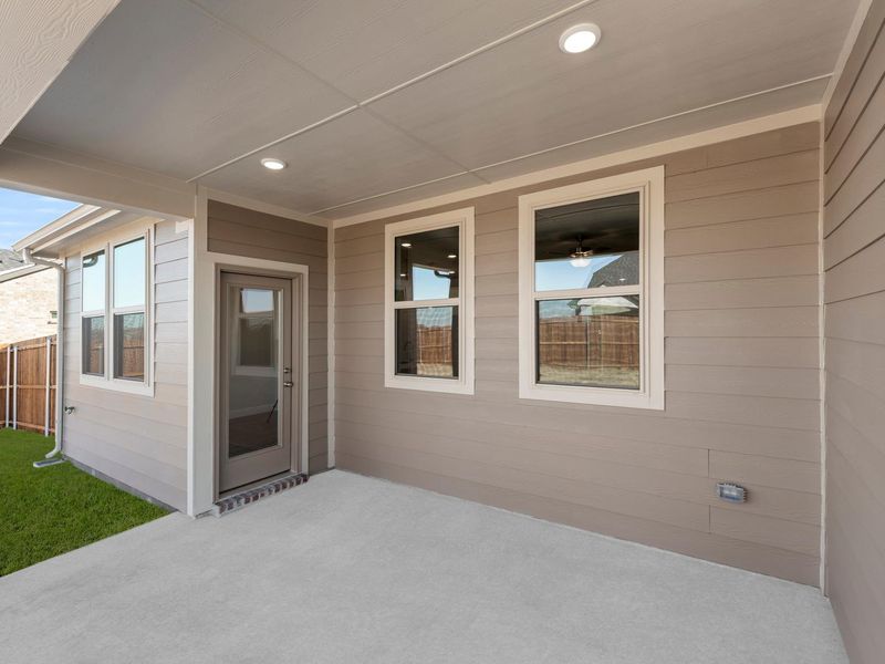 Exterior details and patio area of a home in Meadow Ridge Estates, Josephine (Image 3).