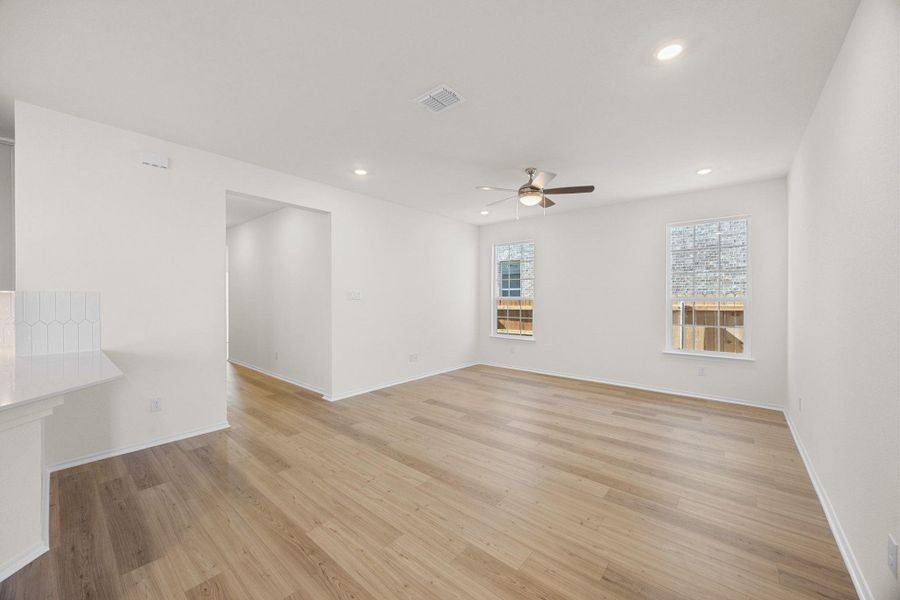 Spacious, unfurnished interior of a new home in Salerno - Heritage Collection, Round Rock (Image 19).