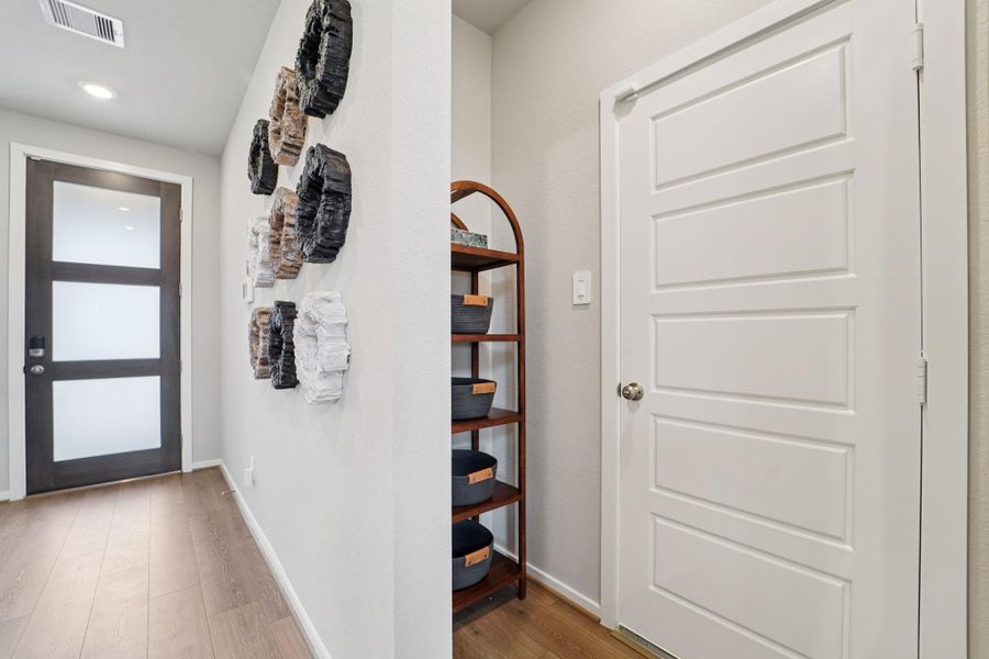 Photo is not of the actual home, but is an inspirational photo of builder’s model home and may depict options, furnishings, and/or decorator features that are not included Photo is not of the actual home, but is an inspirational photo of builder’s model home and may depict options, furnishings, and/or decorator features that are not included