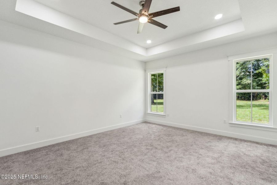 Spacious, unfurnished interior of a new home in , Fernandina Beach (Image 41).
