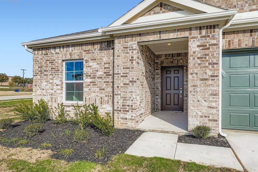 Exterior details and patio area of a home in MiraVerde, Crowley (Image 19).