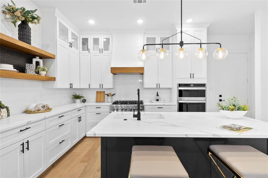 Furnished interior view inside a new home in , Dallas (Image 10).
