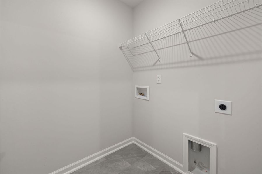 Spacious, unfurnished interior of a new home in Solana, Durham (Image 16).