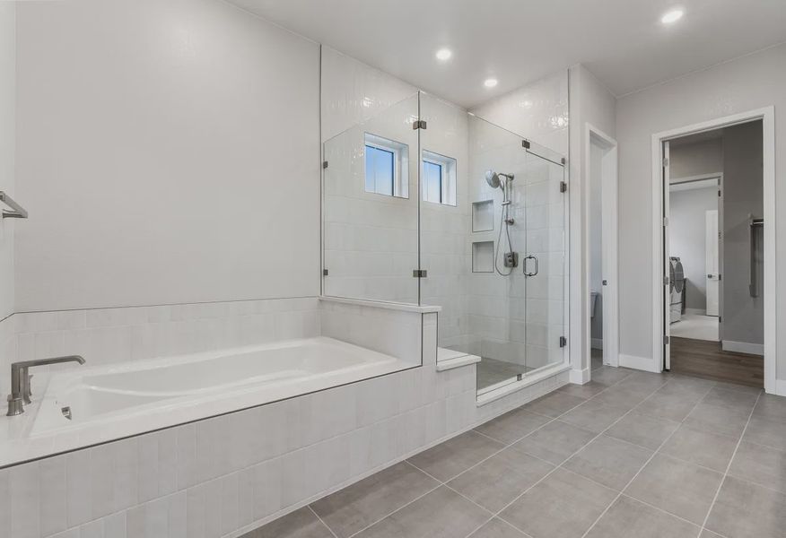Serenewood Primary Bath - 9 of 11