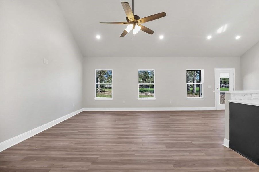 Spacious, unfurnished interior of a new home in , Lufkin (Image 10). Spacious, unfurnished interior of a new home in , Lufkin (Image 10).