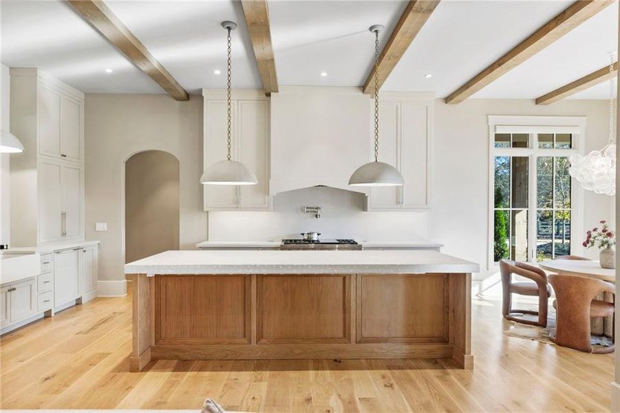 Furnished interior view inside a new home in , Alpharetta (Image 64).