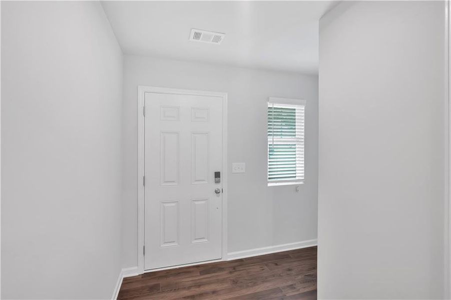 Spacious, unfurnished interior of a new home in Village Green, Adairsville (Image 32).
