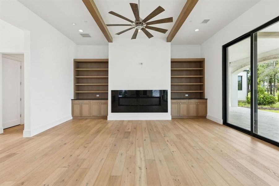 Furnished interior view inside a new home in , Malakoff (Image 32). Furnished interior view inside a new home in , Malakoff (Image 32).