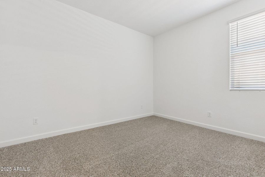 24-web-or-mls-17824-w-vogel-ave-lot-165-