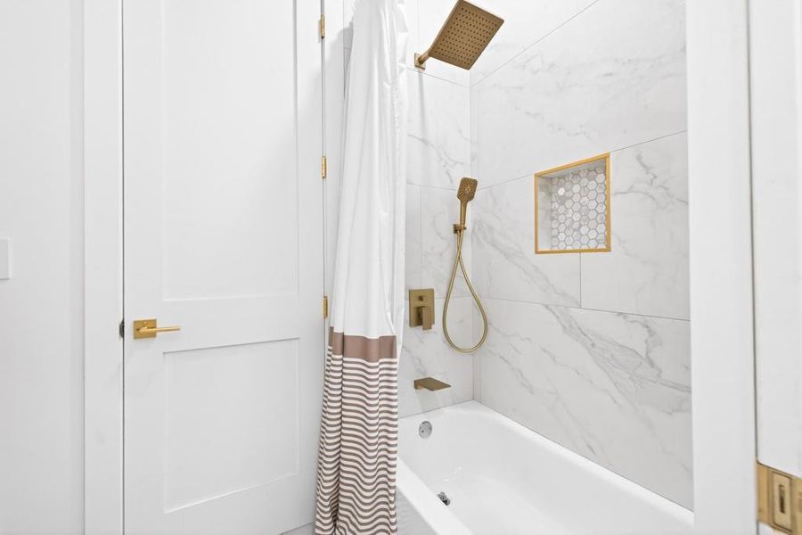 Furnished interior view inside a new home in , Buford (Image 49).