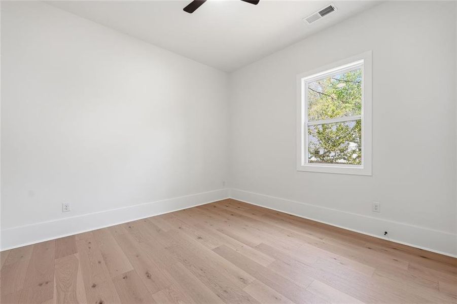 Spacious, unfurnished interior of a new home in , Clermont (Image 28). Spacious, unfurnished interior of a new home in , Clermont (Image 28).