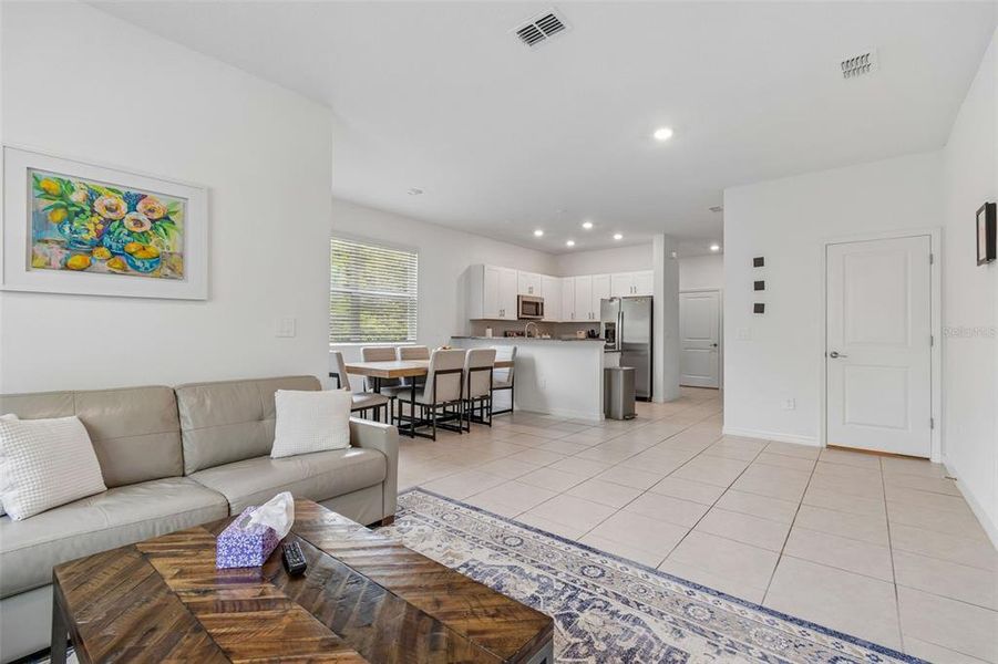 Furnished interior view inside a new home in , Land O' Lakes (Image 13).