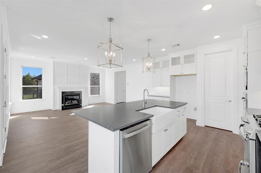 Furnished interior view inside a new home in Heath Golf & Yacht Villas, Heath (Image 20).