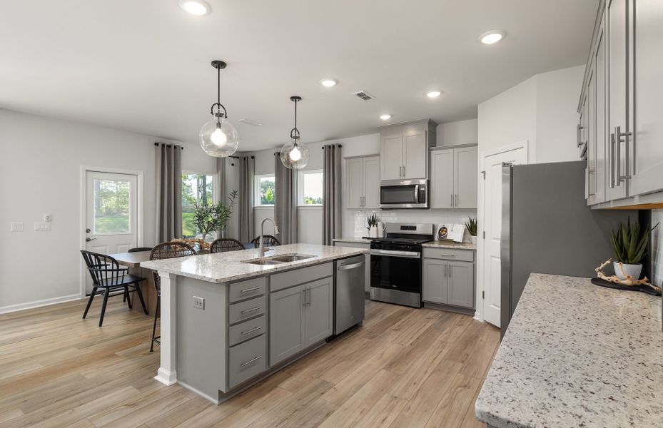 Representative furnished interior of a home built from the Murray by Pulte Homes in Wimberly, Angier (Image 7). Representative furnished interior of a home built from the Murray by Pulte Homes in Wimberly, Angier (Image 7).